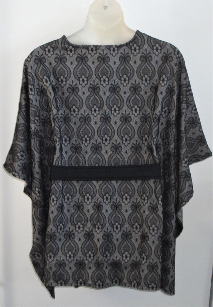 Shandra Cape - Black Brocade Rayon Blend | Outerwear/Capes